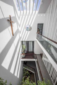 giếng trời nhà ống